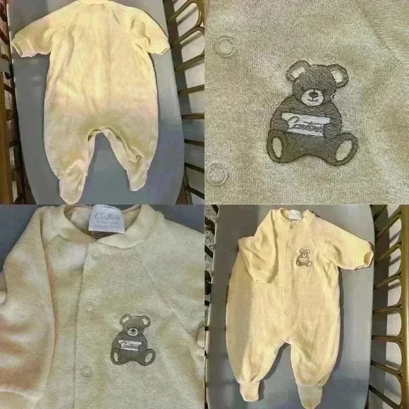 Vintage unisex yellow carters sleeper with teddy bear detail. - Picture 1 of 4